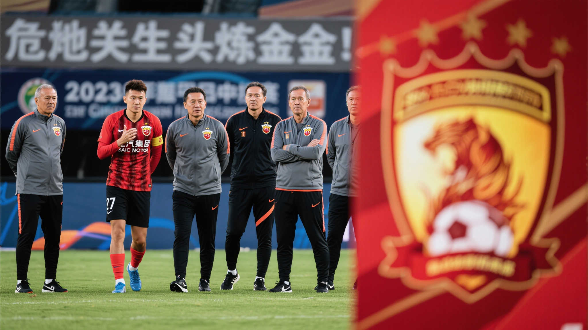 尽管目前看似艰难起步 别忘经典写照「危机关头炼真金